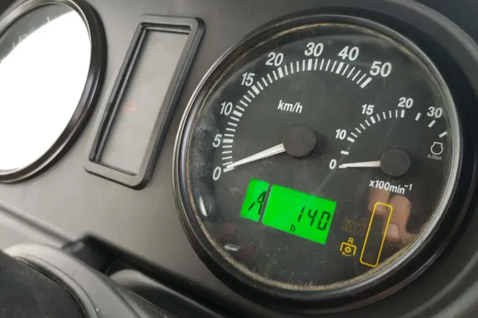 Zdjęcie 1mth ile to kilometrów? Przelicznik motogodzin na km - wyjaśnienie